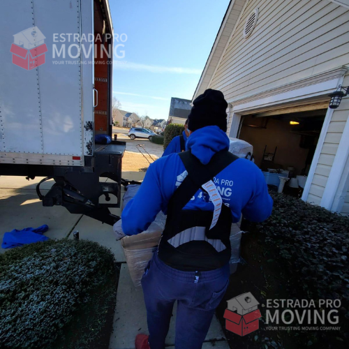 Service Provider of Commercial Moving Services in Charlotte, North Carolina, USA.